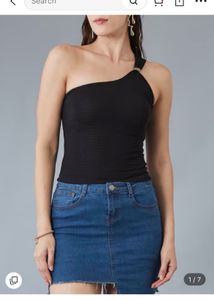 Chic Black Textured Top