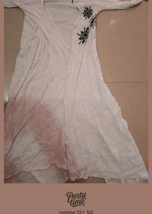 Elegant White Embroidered Long Kurta