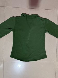 Stylish Green Collared Top