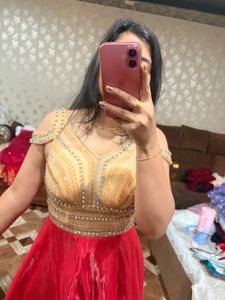 Stunning Embellished Ethnic Gown🎀❤️🦋