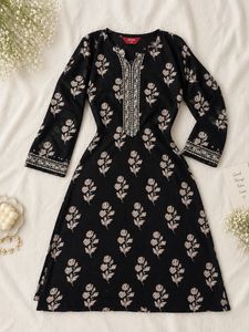 Elegant Black Floral Kurta