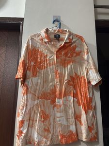 Vibrant Floral Print Button-Up Shirt