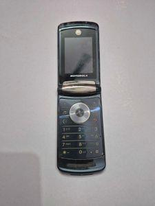 motorola razr v8