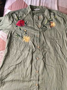 Embroidered Green Kurta