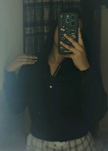 Cozy Black Zip-Up Hoodie