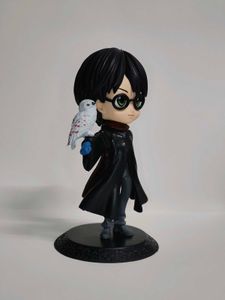 Harry Potter Figure with Hedwig
