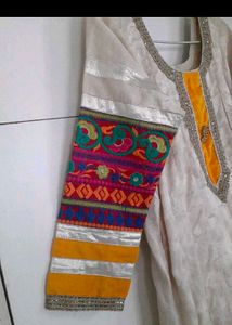 Elegant Embroidered multicolour kurta❤️💙💜💚💛🧡