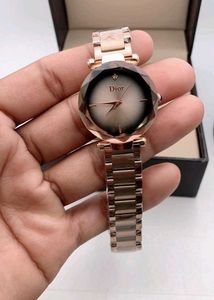 Elegant women Dior Watch