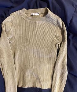 Soft sage green ribbed knit top from ZARA