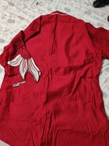 Vibrant Dark Pink Kurta with  Floral design