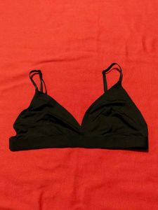 Black Triangle Bralette – UK 12/14