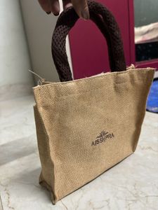Aisshpra Jute bag small