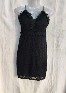 3629. Black net bodycon