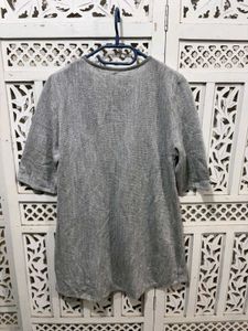 Unique Grey Textured Top