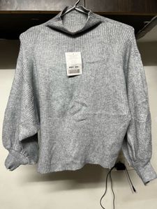 Grey Turtleneck Sweater🩶🐋