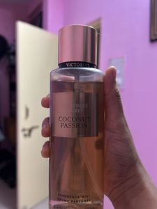 Victoria's Secret Coconut Passion Fragrance Mist