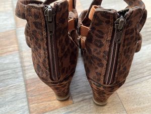 New Catwalk Brown Printed Strappy Heels