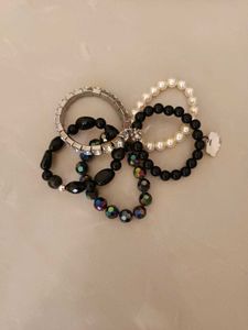 New Unused Five Pieces Beaded Bracelet Set