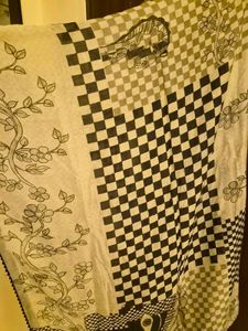 Elegant Cream Kurta Set with Black Embroidery XL