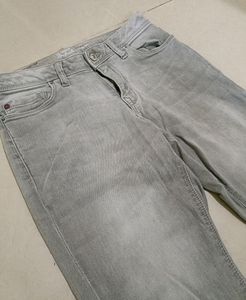 Light Wash Denim Jeans