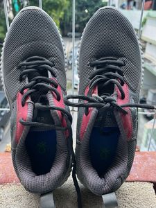 Stylish Grey &amp; Pink Sneakers