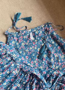 Flowy Floral Print Maxi Dress