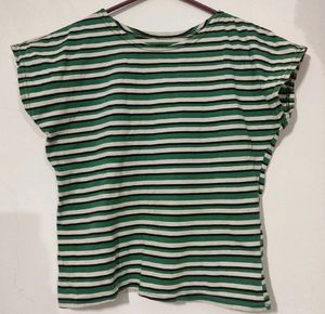T - shirt