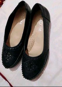black shoe