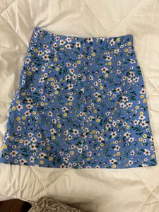 Blue floral mini skirt