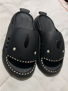 flip flop sliders for men