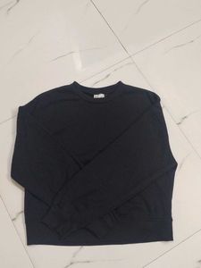 H&amp;M Black Sweatshirt