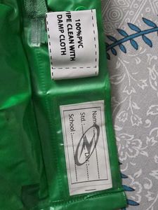 Free Delovery : Bright Green Raincoat size 51cm