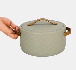 Stylish Quilted Casserole Dish