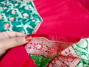 Premium Emerald Green &amp;  Red Silver Zari Saree