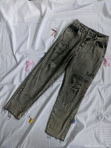 Boyfriend Jean's