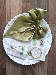 Green Bow &amp; Jewelry Set