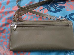 Baggi Olive Green Wallet