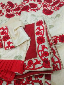 🔥beautiful Partywear Lahnga With Velvet Embroidery
