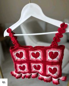 crochet red heart top( pinterest design)