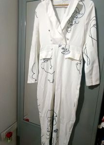 ✨✨White Graphic Print Jumpsuit✨✨