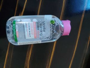 Garnier Micellar Cleansing Water