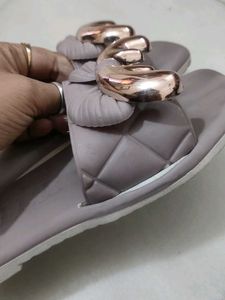 Cute Bow Slides