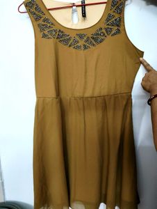 Sleeveless Short Dress 👗 for PARTY WEAR 🌴❤️
