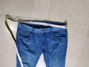 Ladies Jeans 👖 34 Waist Size