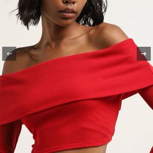 nuon Red Off-Shoulder Crop Top