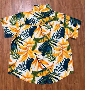 Vibrant Tropical Print Button-Up Shirt