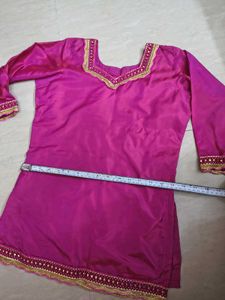 Magenta Lucknowi Gharara
