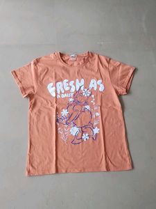 Cute Daisy Graphic Tee