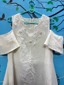 Elegant White Cold Shoulder Dress