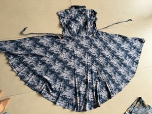 Bohemian Tie-Dye Maxi Dress breastfeeding